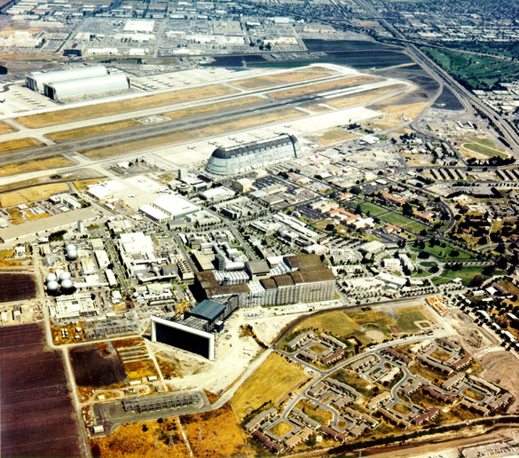 Aerial view of the NASA Ames Research Center, Mountain View, California. Date: 1 January 1982 (Image Credit: NASA)