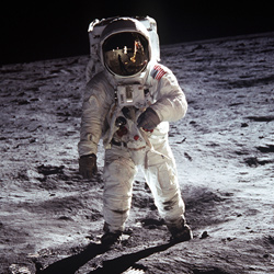 Did Buzz Aldrin see a UFO on his way to the Moon?