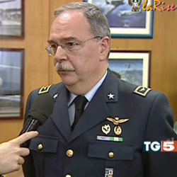 UFO filmed over the Vatican by U.S. ambassador security guards