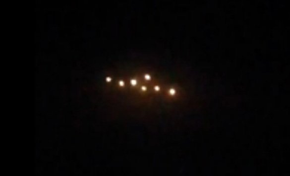 Close-up of the mysterious lights from a still of the UFO video. (Credit: Wales Online)