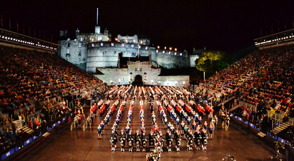Military bands from around the world particpate in the Edinburgh Military Tattoo at Edinburgh Castle. (Credit: Moss Lufthavn Rygge)