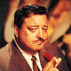 Jackie Gleason says Nixon showed him ETs