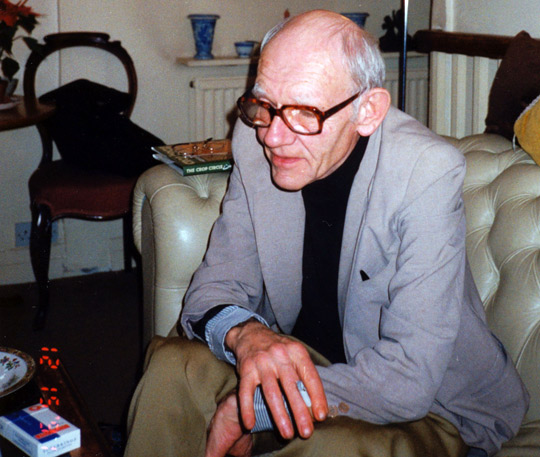 Ralph Noyes in his apartment in London in 1991