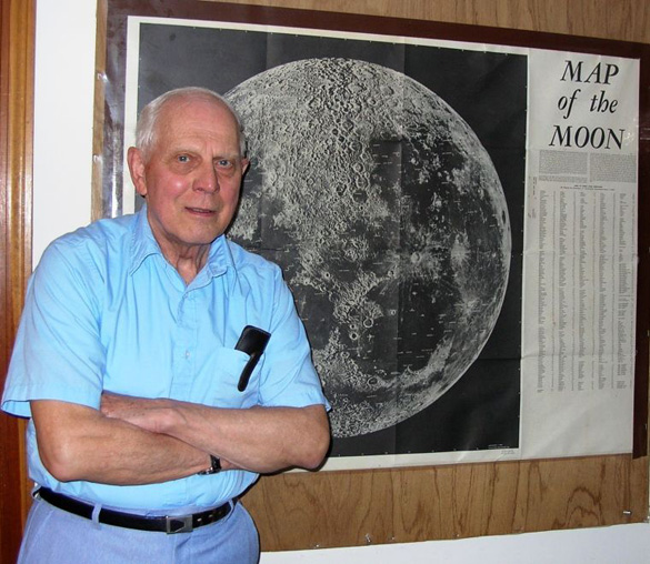 Ray Fowler offers courses through Adult Education of the Kennebunks on subjects ranging from astronomy to near-death experiences, at his home studio in Kennebunk. (Credit: The Village/Faith Gillman)