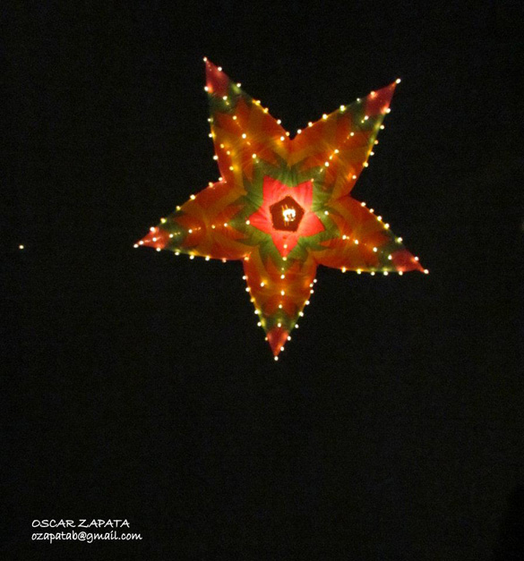 Star-Balloon-with-Lights