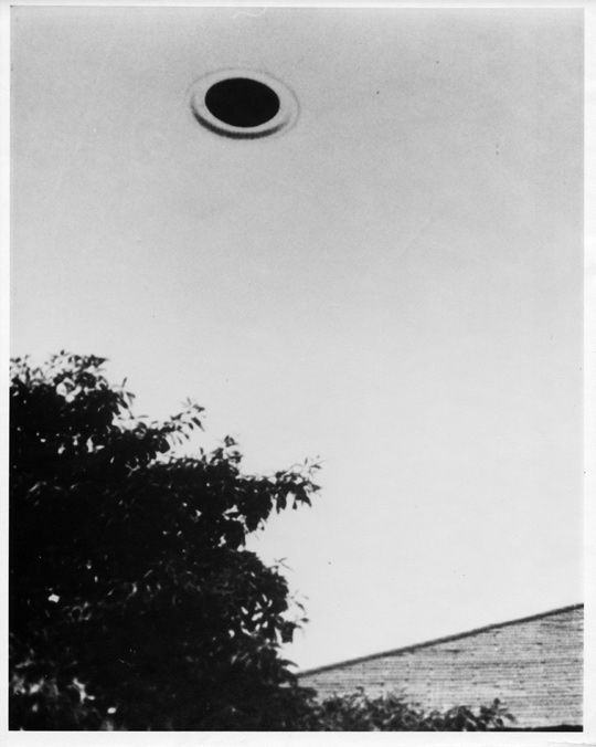 UFO photographed by Stock (sequence unknown). (image credit: George Stock)