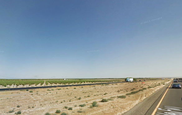 There are lots of open fields along Highway 5 near Coalinga, CA, where the witness reports that the triangle-shaped object landed. (Credit: Google.)