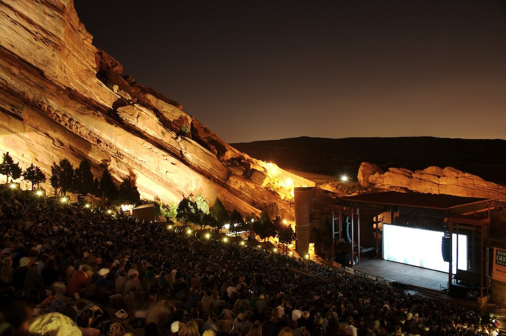 The witness reported seeing eight lights in the sky at a Red Rocks Amphitheatre concert in Morrison, CO, on January 30, 2015. The lights seemed to be attached to a single object. Pictured: Red Rocks Amphitheatre. (Credit: Wikimedia Commons)