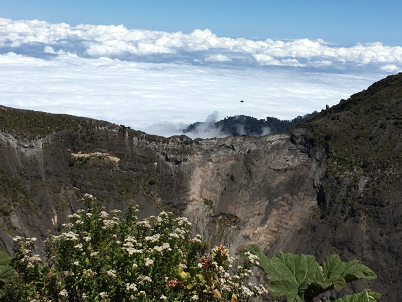 Witness image captured over Irazú Volcano National Park in Costa Rica. (Credit: MUFON)