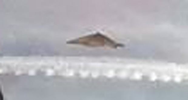Cropped and enlarged version of witness image showing the triangle-shaped object. (Credit: MUFON)