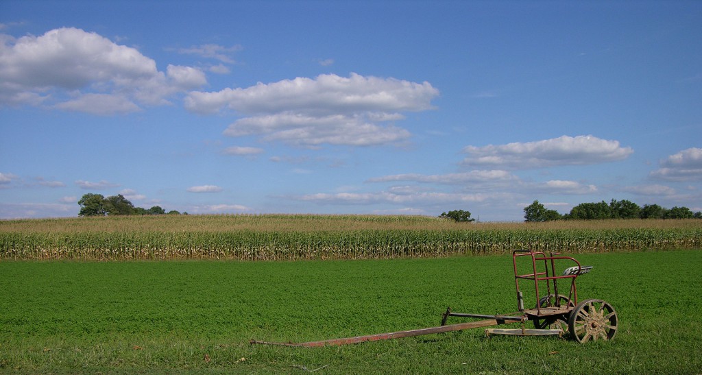 The object appeared to be 50 yards wide, just a few meters tall and hovering 2-3 miles away. Pictured: A typical Lancaster County farm with a horse-drawn farm implement and a corn field behind. (Credit: Wikimedia Commons)