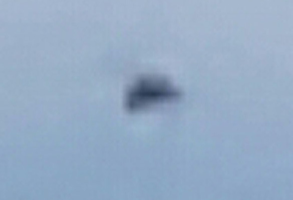 Enlarged and cropped view of the object in the witness photo. (Credit: MUFON)