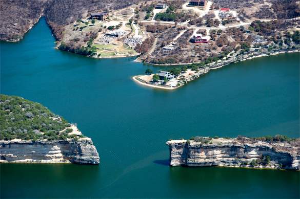Possum Kingdom Lake after devastating wildfires in 2011. (Credit: Wikimedia Commons)