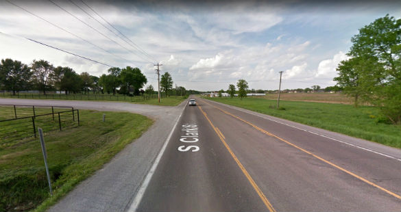 The witness attempted to communicate with the object when it stopped. Pictured: Mexico, Missouri. (Credit: Google)