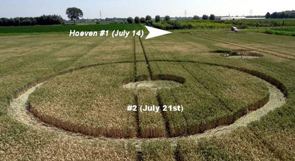 New July 21st formation on the Palingstraat near Hoeven.  Arrow shows location of July 14th circles.  Photo: Roy Boschman