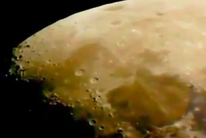 UFO spotted soaring above lunar surface