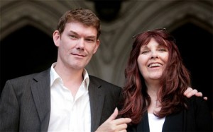 UK blocks extradition of UFO hacker Gary McKinnon