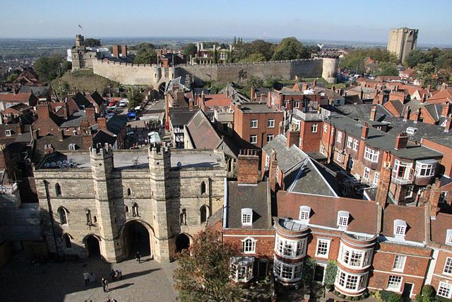 View of Lincoln Castle in Lincoln, Lincolnshire. (Credit: Karen Roe/Wikimedia Commons)