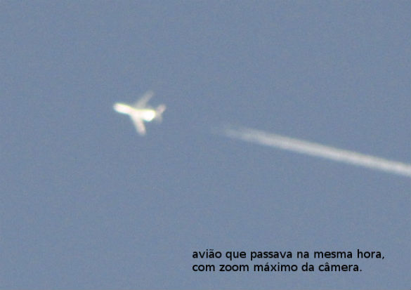 Image of airplane that the witness took for reference. (Credit: MUFON)