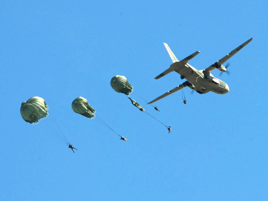 BAVE aircraft dropping army parachutists. (image credit: Chilean Army)