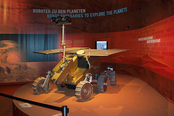 ExoMars model at ILA 2006 (Berlin) (Credit: Thomas Hagemeyer/Wikimedia Commons)