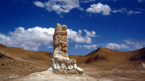 Rock formation on the Karagiye depression. (Credit: http://kazakhstan.travel)
