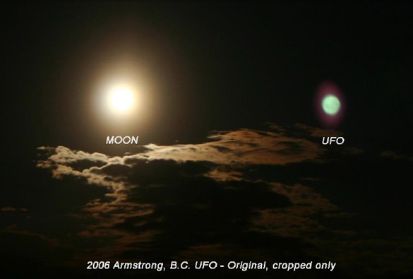 August 2006 – Photo of full moon & ? taken from inside the Armstrong crop circle. Photo: Monica Keough