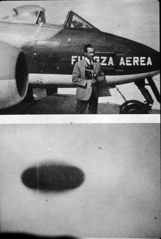 AAF pilot Francisco Sartorio filmed this object with a 16 mm movie camera while flying in Mar de Plata in 1971. (image credit: J. J. Benítez)