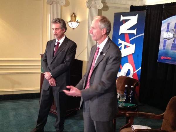 Robert Bigelow, with William Gerstenmaier, NASA Associate Administrator for Human Exploration. (Credit: Ledyard King/GANNETT)