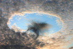 Hole-punch cloud (credit: H. Raab / Wikimedia Commons)