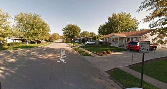 A Xenia, Ohio, witness watched an object move over his home under 500 feet. Pictured: Xania, Ohio. (Credit: Google)