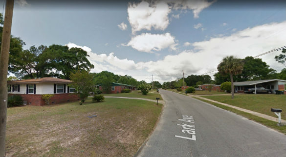 Two objects were seen hovering at the tree top level. Pictured: Milton, Florida. (Credit: Google)