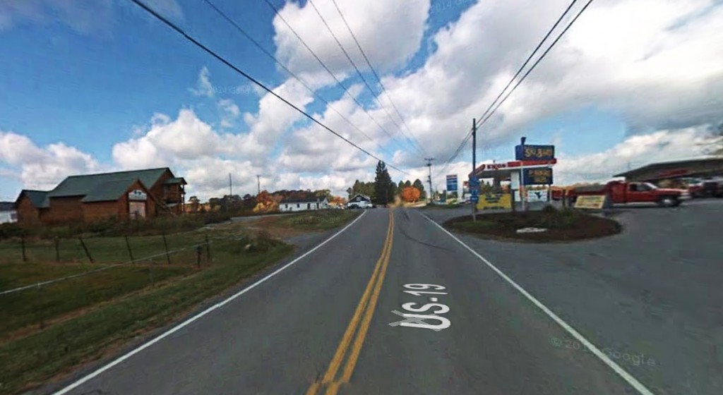 The witness watched two planes at a higher altitude during the November 3, 2014, sighting. Pictured: Ghent, WV. (Credit: Google)