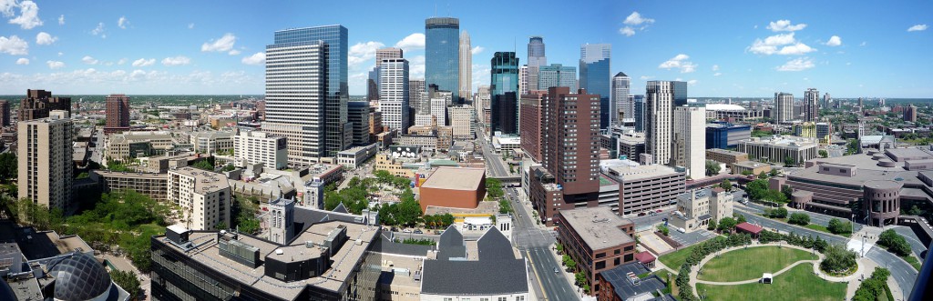 Panorama of the Minneapolis skyline. (Credit: Wikimedia Commons)