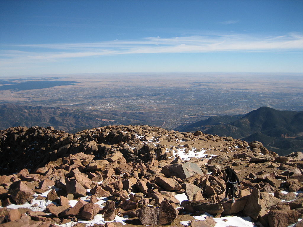 Colorado Springs from Pikes Peak. (Credit: Wikimedia Commons)