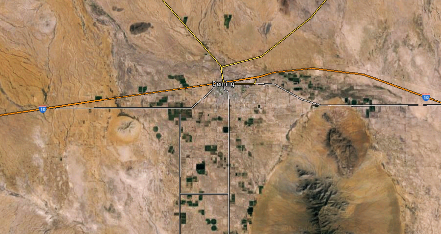 The witness was westbound along I-10 near Deming, NM. (Credit: Google)