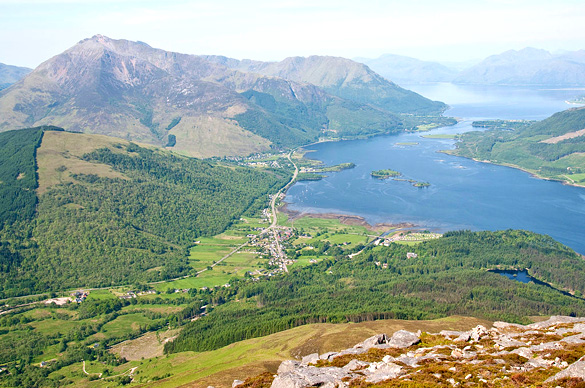 Glencoe Village from the summit of the Pap of Glencoe. (Credit: Wikimedia Commons)