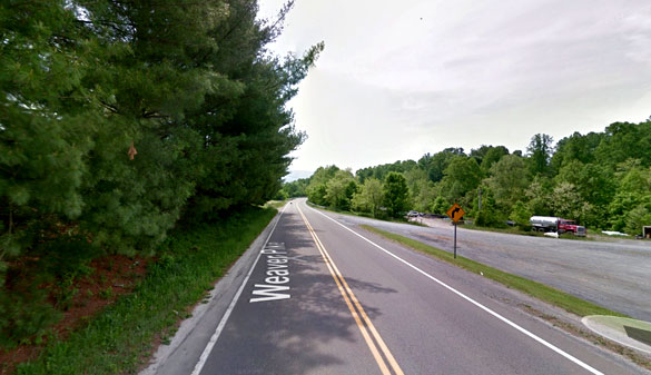 The lights on the craft were different colors as seen from Weaver Pike Road, Pictured. (Credit: Google)