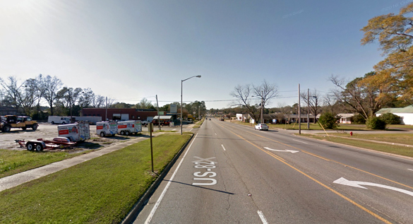 The object was moving under 20 feet off of the ground and was sphere-shaped. Pictured: Sylvester, GA. (Credit: Google)