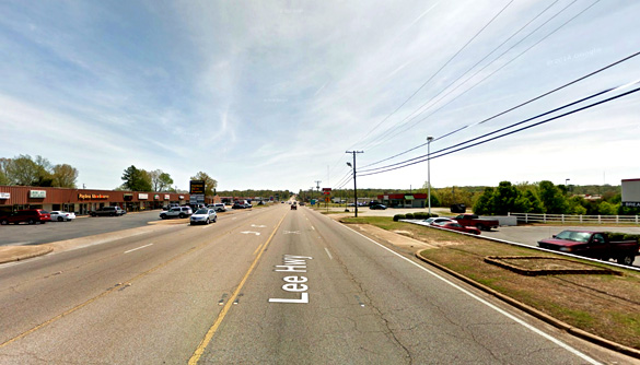 The cigar-shaped object was hovering. Pictured: Highway 72 in Corinth, Mississippi. (Credit: Google)
