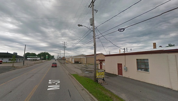 The witness noticed the object hovering over power lines. Pictured: Grant, MI. (Credit: Google)