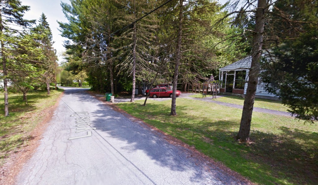 The following day, the witnesses’ father saw an article in a local newspaper that described a similar object being seen in a nearby town. Pictured: Hyde Park, NY. (Credit: Google)