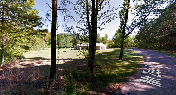 The witness seemed to connect with the UFO during the encounter. Pictured: Foxworthy, MS. (Credit: Google)