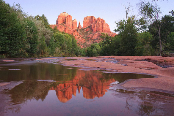 Cathedral Rock from Red Rock Crossing, Sedona, AZ. (Credit: Wikimedia Commons)