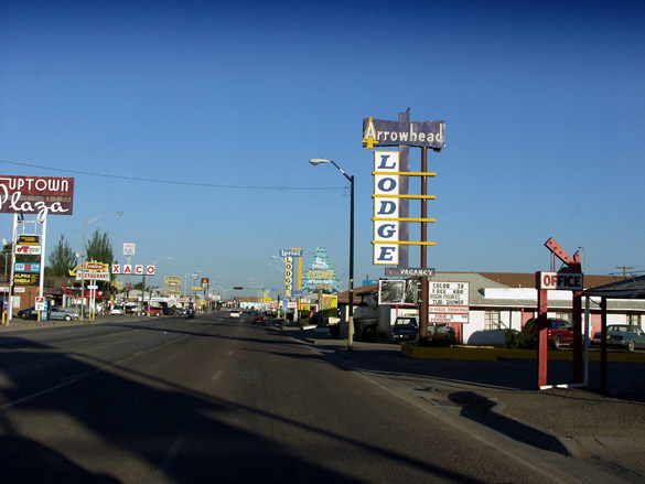 Downtown Gallup, New Mexico. (Credit: Wikimedia Commons)