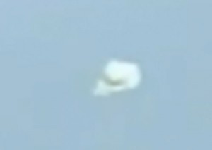 Jellyfish UFO over Lima, Peru. (Credit: 90 Segundos)