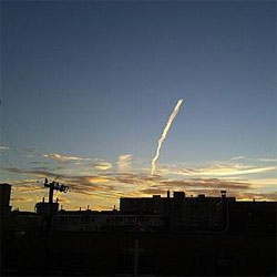 Missile over NY? (credit: Juan Rodriguez / NY Post)